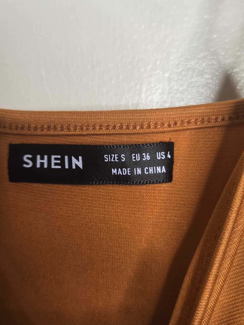 SHEIN Rust Orange Top - Picture 2 of 4
